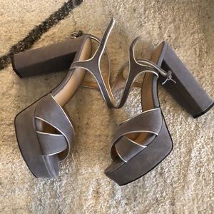 Micheal Kors heels
